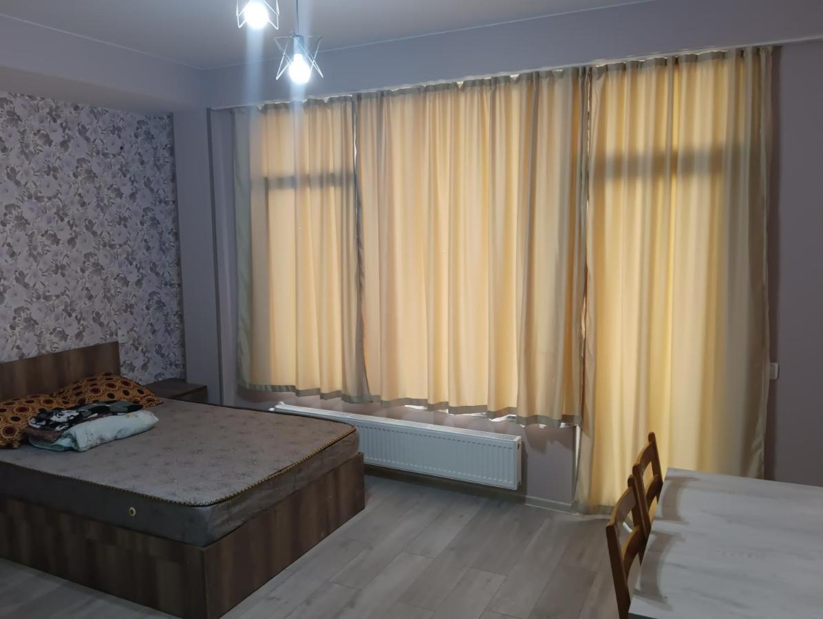 Mary'S Cozy & Lovely Studio On Very Quiet Khosharauli Street Tbiliszi Kültér fotó